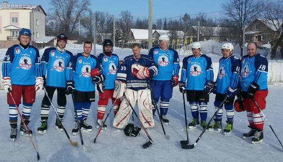 Крупская команда заняла 3 место в первенстве Толочинского района по хоккею с шайбой