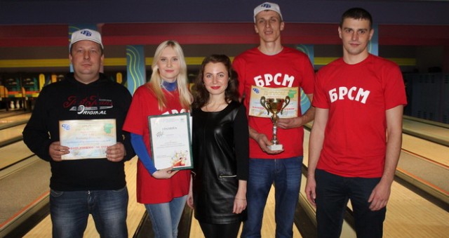 Команда из Крупского района выиграла 5-й областной боулинг-турнир